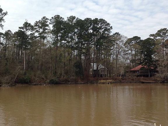 4th image of 18265 Potters Ln.