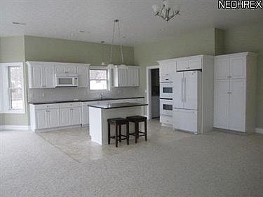 4th image of 1216 Orchard Bend Dr