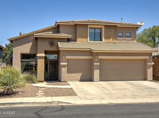 8287 N Rocky Brook Dr, Tucson, AZ 85743