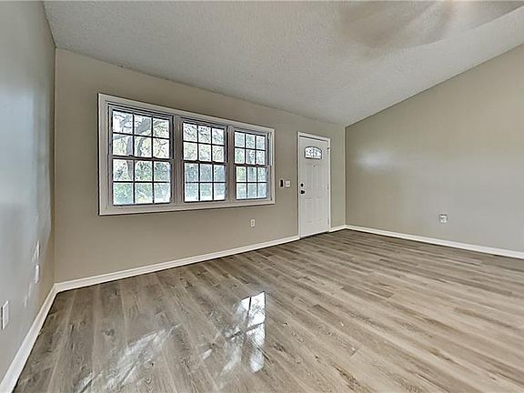 5th image of 1821 Morven Ct