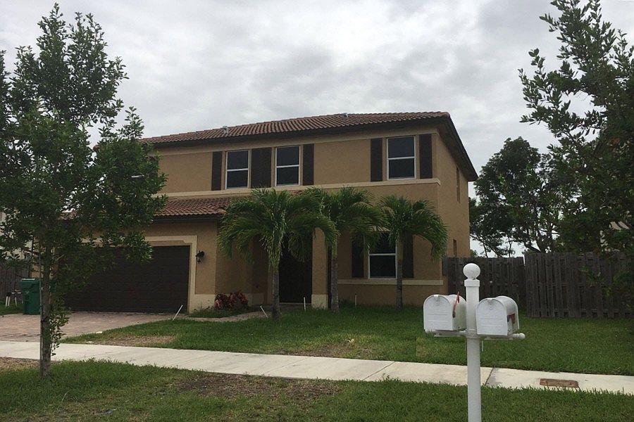 2nd image of 28241 SW 128th Pl