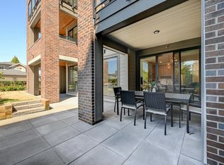 7599 15th St #103, Burnaby, BC V3N 0H9