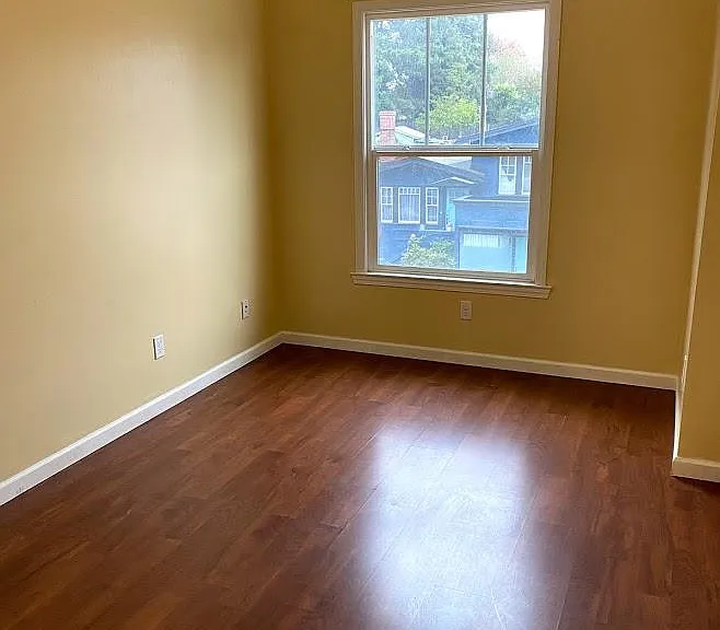1531 Macarthur Blvd #2 — Photo 5