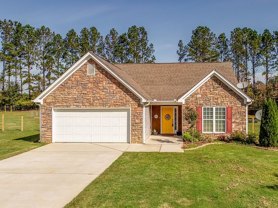 2nd image of 183 Meadows Dr