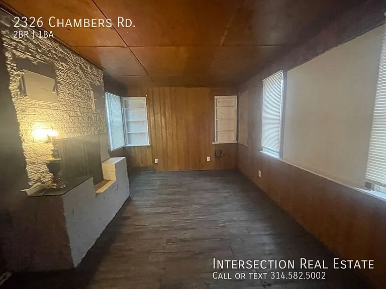 2326 Chambers Rd — Photo 11