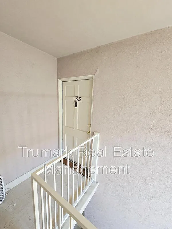 1 bed, 1.0 bath, $1,795 — Photo 3