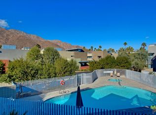 669 E Arenas Rd, Palm Springs, CA 92262