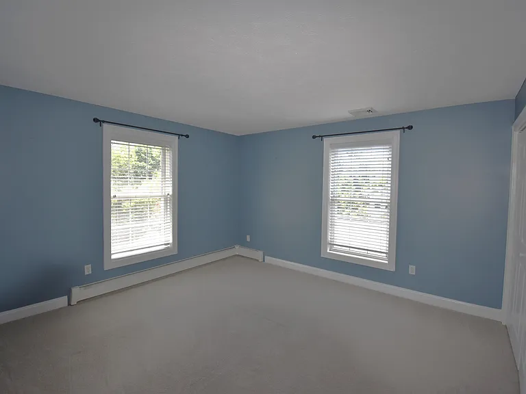 2246 Elm St — Photo 12