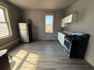 1341 S Layton Blvd #2R, Milwaukee, WI 53215