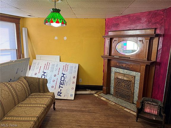 3rd image of 1615 Beaver St