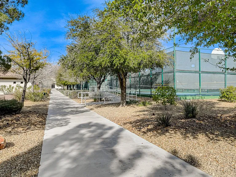 7925 Fantail Dr — Photo 54