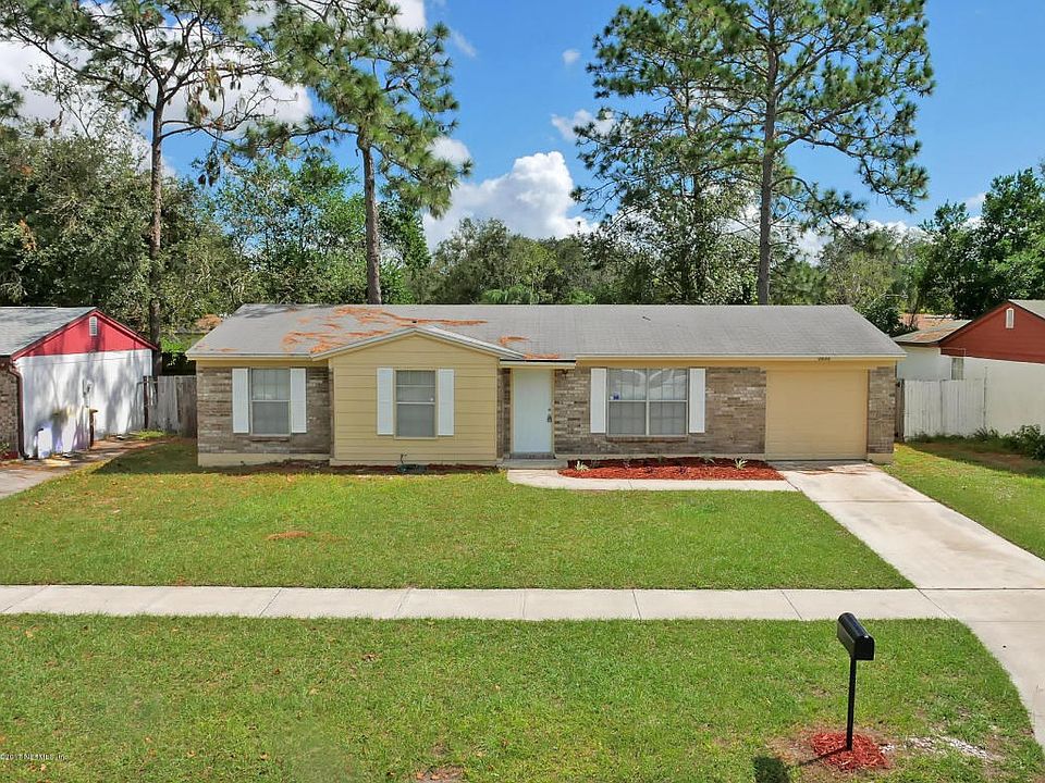 2633 Kenwood Dr W-1
