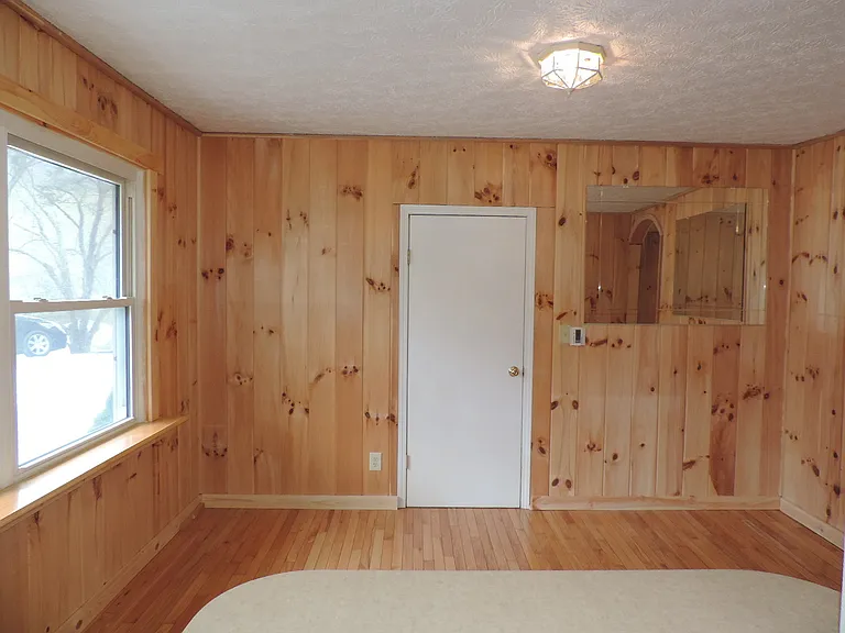 141 Cambar Ln — Photo 8