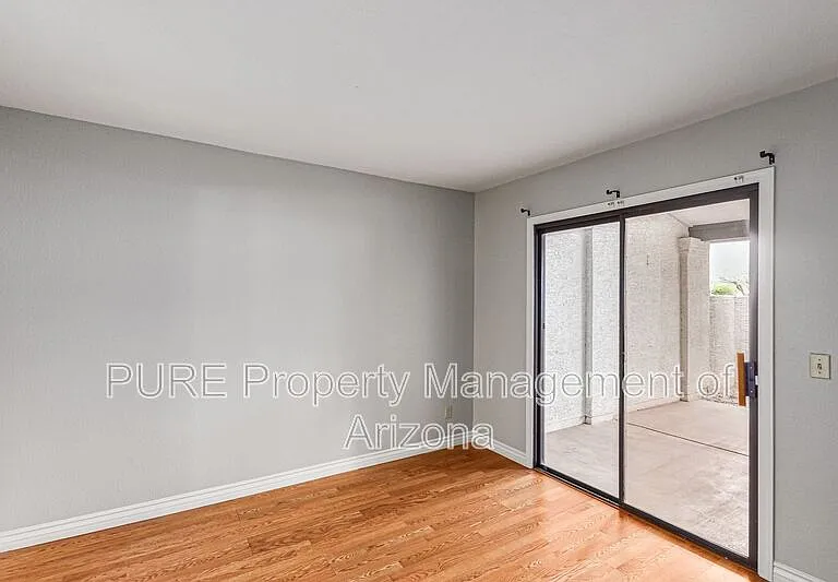 1718 S Longmore St #22 — Photo 12