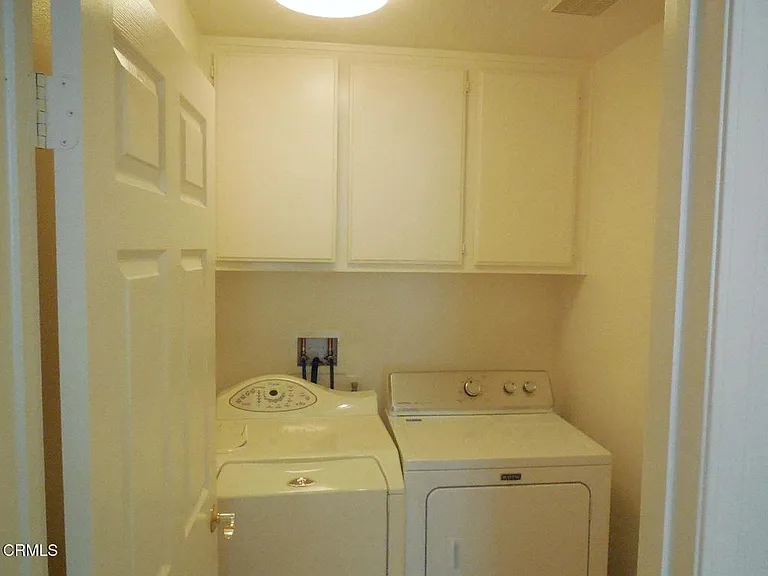 3355 Shadetree Way — Photo 8