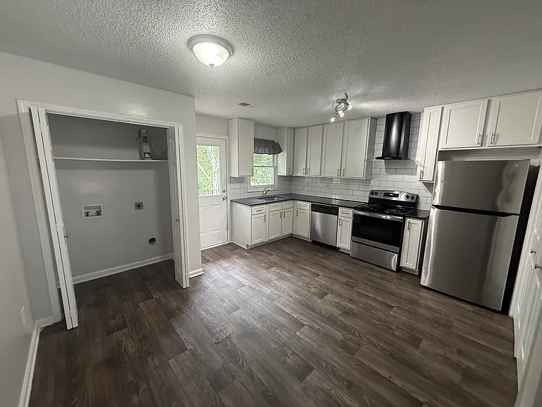 493 Stone Mountain St #12-S3 — Photo 3