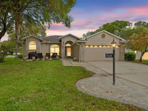 2552 Crystal Lake Dr, Spring Hill, FL 34606