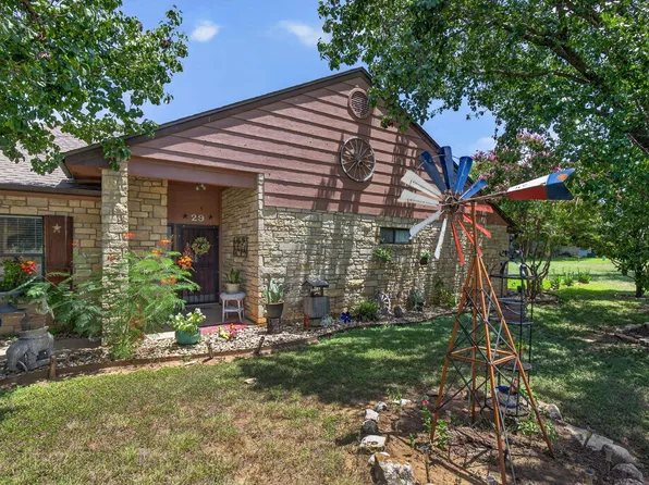 29 Fairway Lane, Meadowlakes, TX 78654