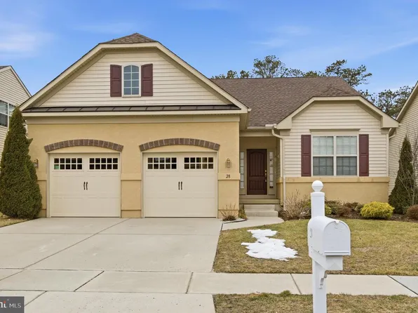 28 Gainsboro Dr, West Berlin, NJ 08091