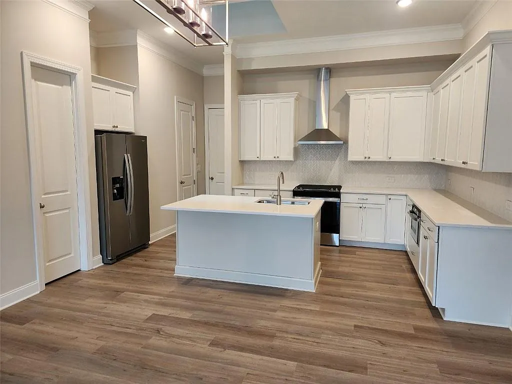 3 bed, 2.5 bath, 1849 sqft, $2,800 — Photo 2