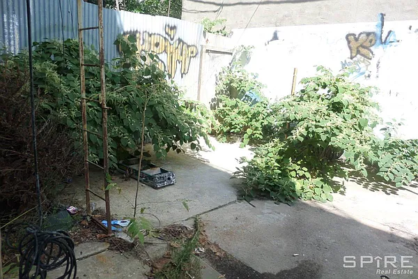 Rented by Spire Group | media 61