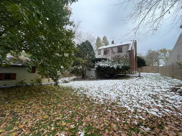 5104 Millpond Pl, Edina, MN 55436