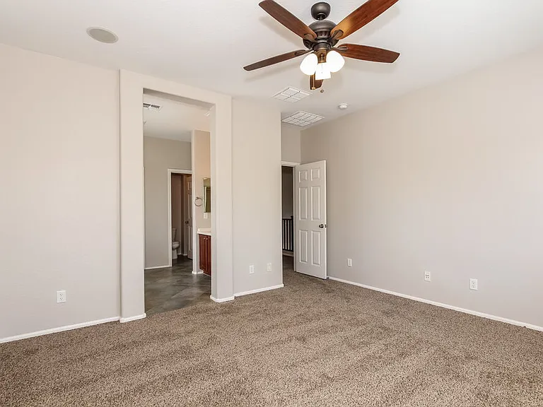 13875 W Mauna Loa Ln — Photo 8