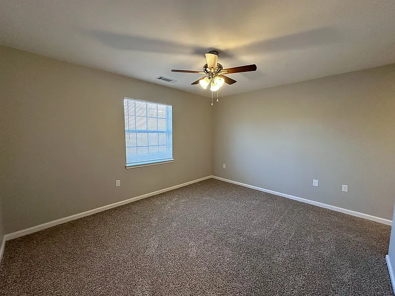 Rocky View Apartment Homes — Photo 103