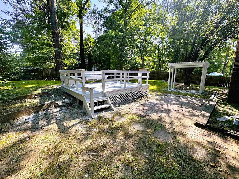 5209 Yale Rd — Photo 15