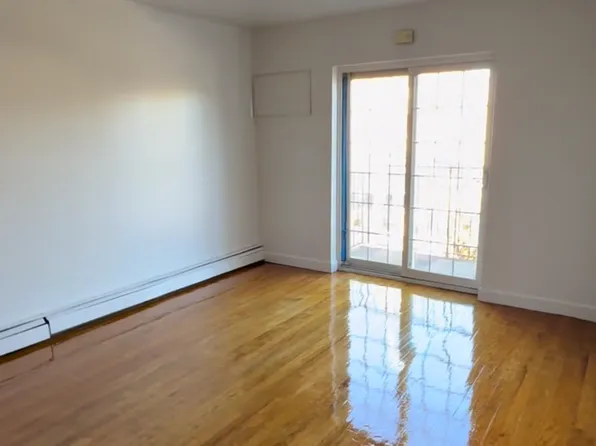 (undisclosed Address), Bronx, NY 10462