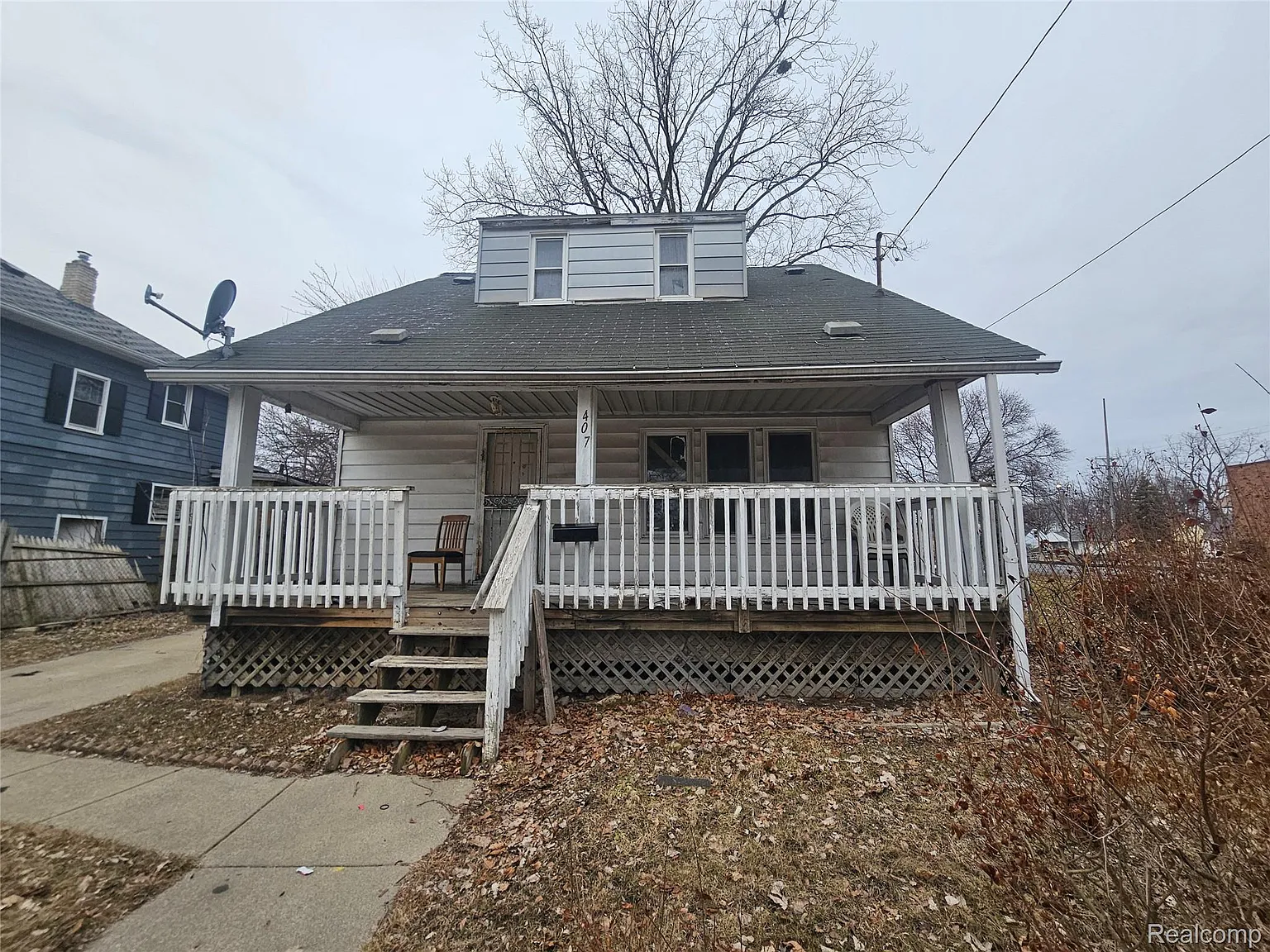 407 E 12th St photo 1