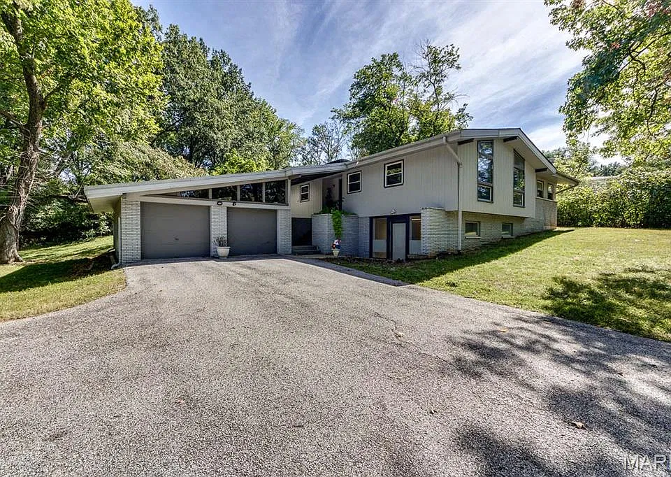 250 Graeser Rd