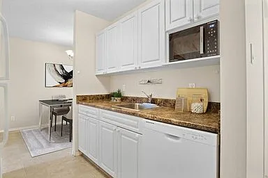 1511 McKercher Dr #2 — Photo 3