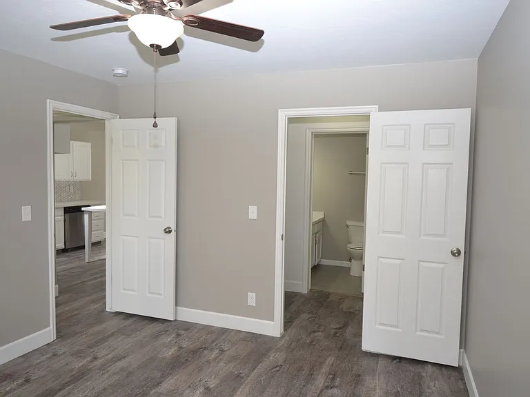 4785 W Old Church Ct — Photo 7