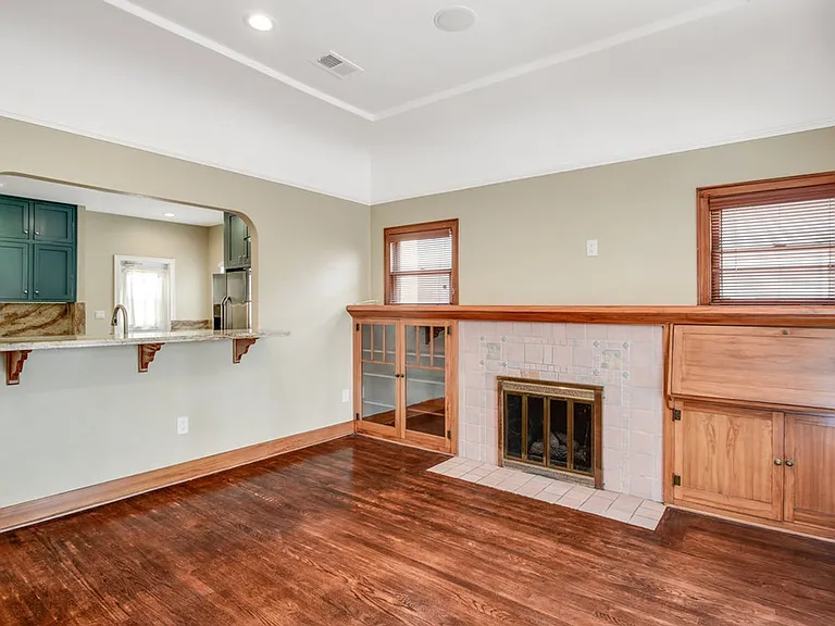 4725 Kensington Dr — Photo 8