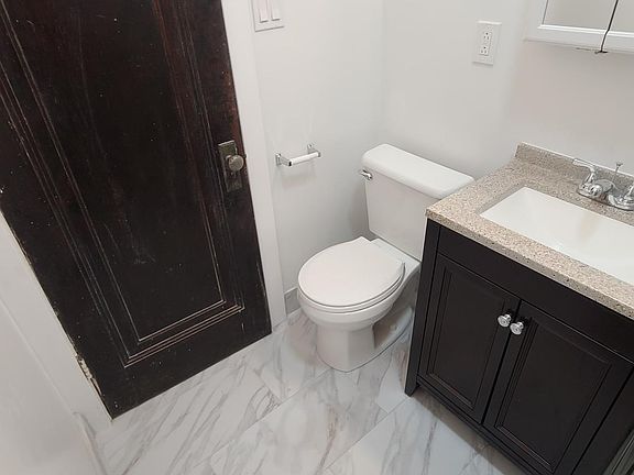 5th image of 4833 N Wolcott Ave #1B