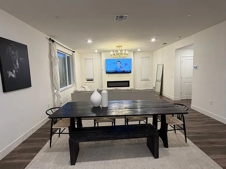 2478 Founders Pl — Photo 18