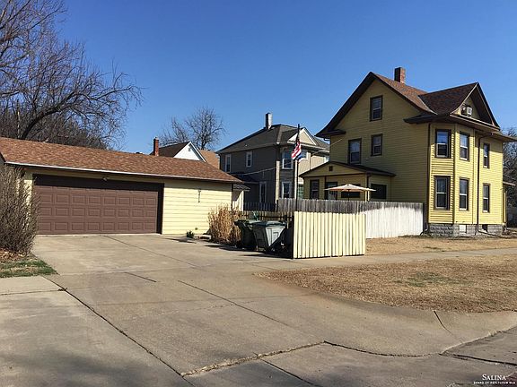 5th image of 628 W South St
