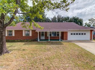 29 Royal Pine Dr, Gulfport, MS 39503