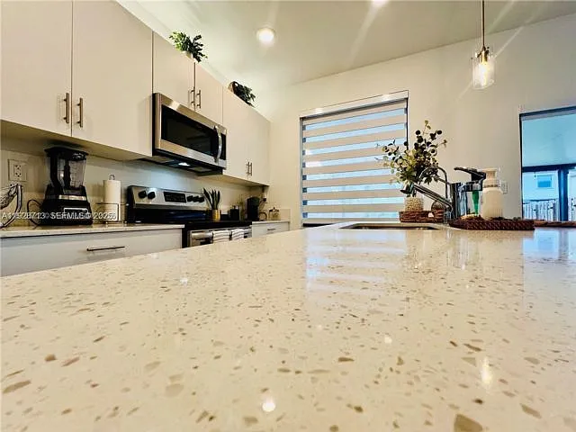 25532 SW 108th Ave — Photo 6