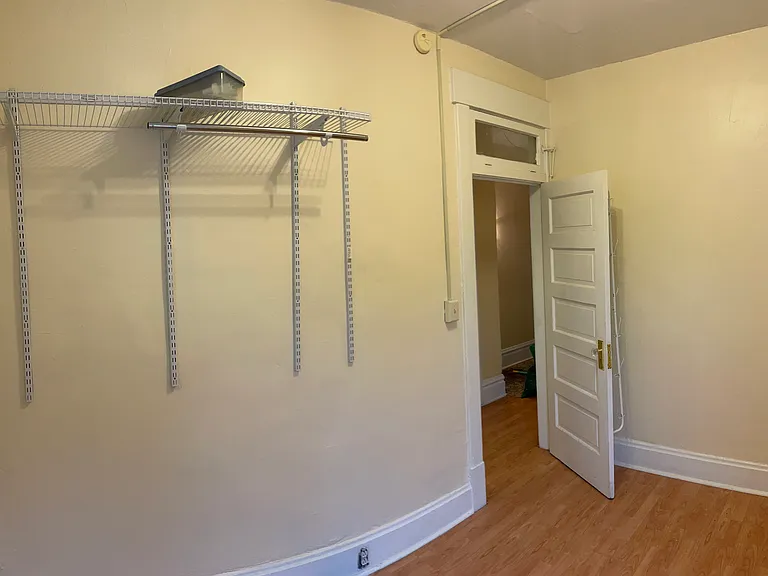Closet system for you