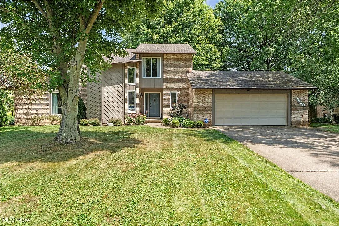 5120 Parkhaven Ave NE photo 1