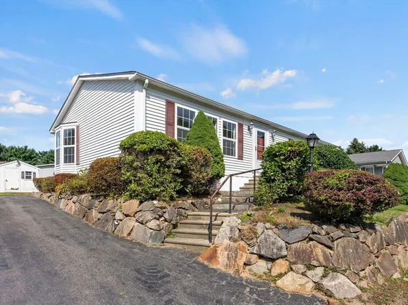 40 Jill Marie Dr, Carver, MA 02330