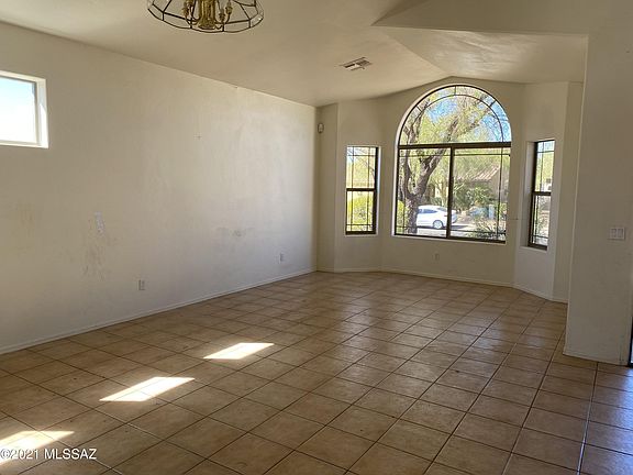 3rd image of 11252 N Twin Spur Ct