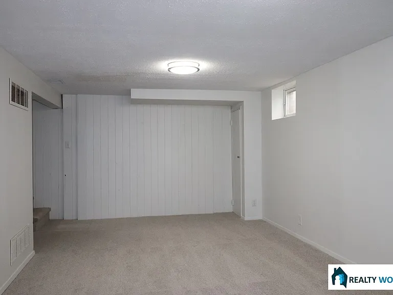 2131 S 57th St — Photo 14