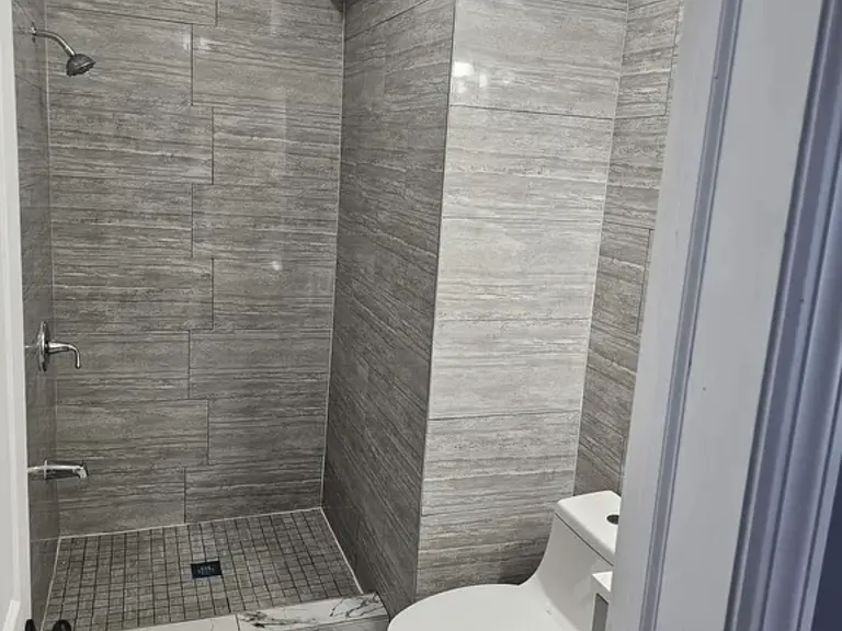 133 S 10th Ave #1 — Photo 1