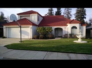 1904 E Omaha Ave, Fresno, CA