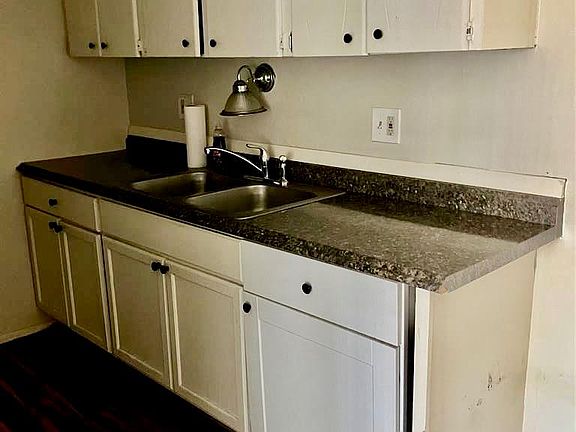 3rd image of 26740 Joy Rd APT 8