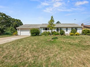 1859 East Dr, East Troy, WI 53120