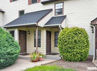 404 Woodbridge Common Way, Iselin, NJ 08830